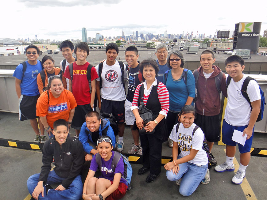 2012nycmissionteam (159K)